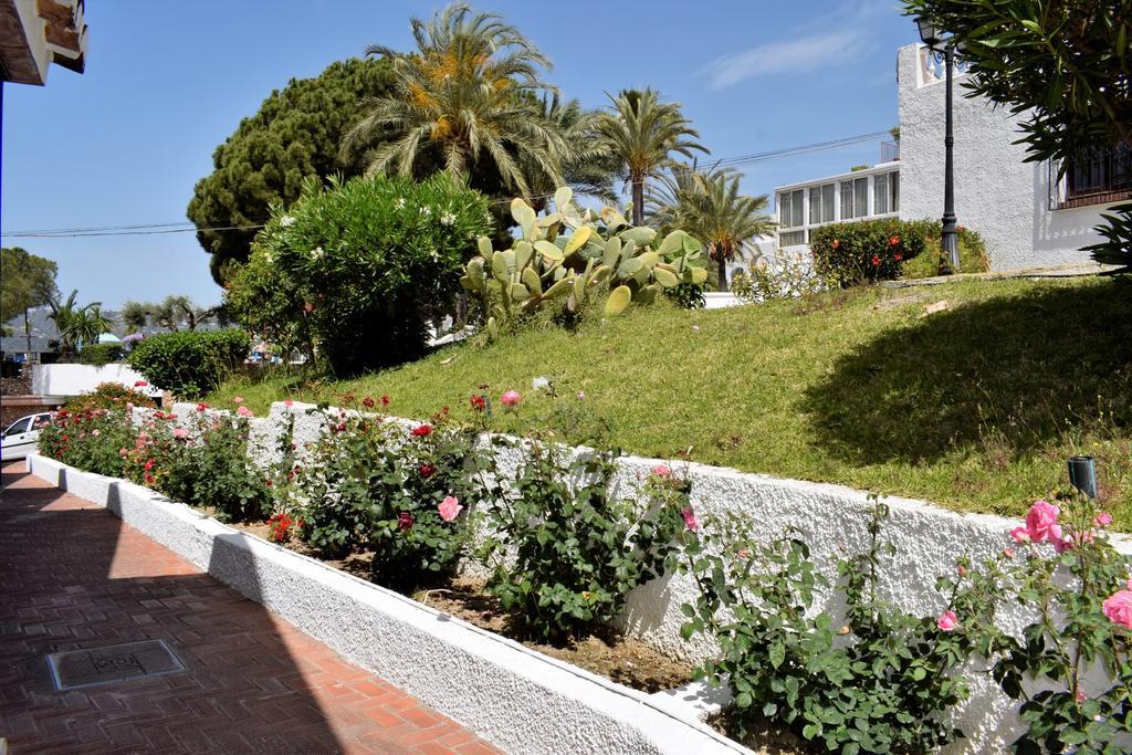 Hébergement de vacances C/ Abetos 12 Urb. Algarrobo Nerja