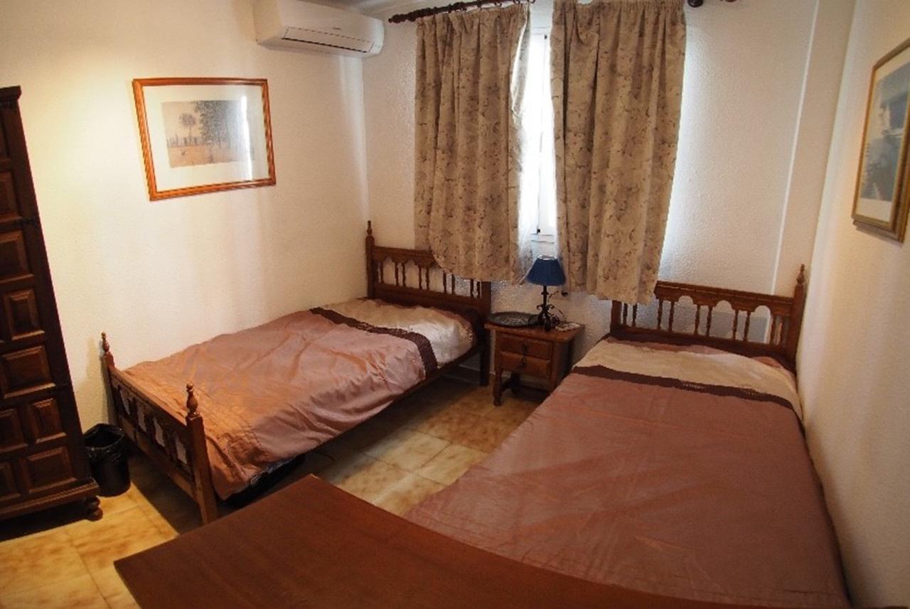 C/ Abetos 12 Urb. Algarrobo Hébergement de vacances