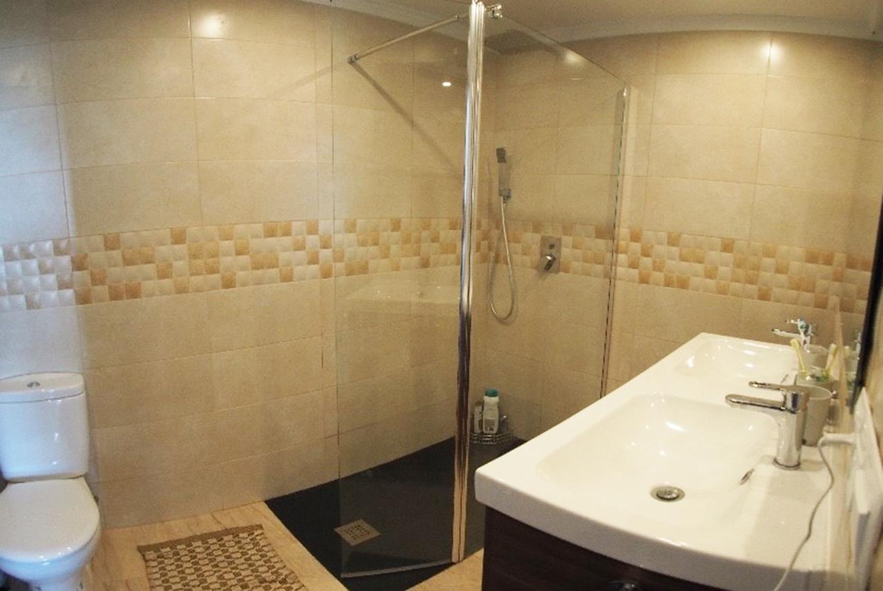 C/ Abetos 12 Urb. Algarrobo * Nerja